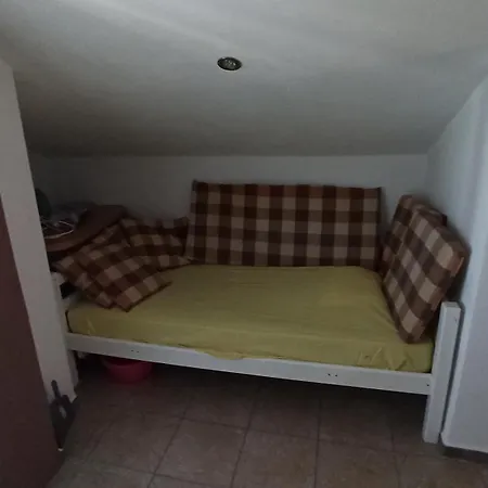 Solta Necujam