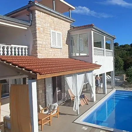 Apartment Solta *