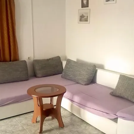 Solta * Nečujam