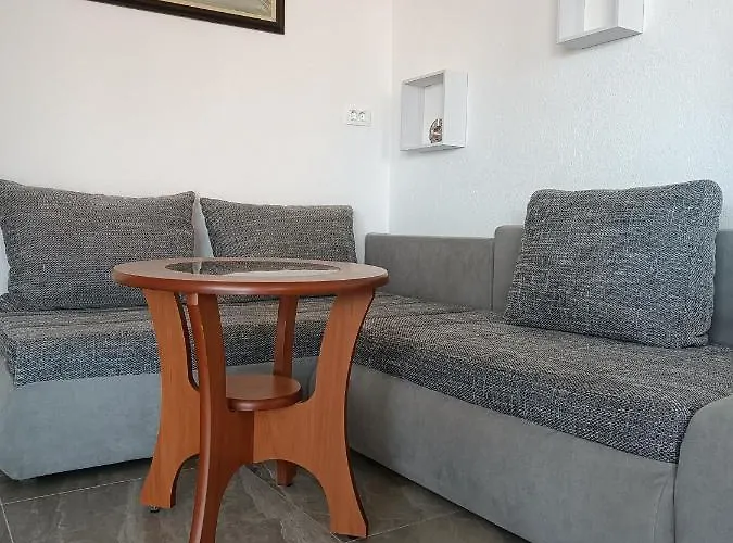 Solta * Nečujam