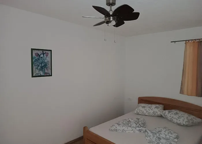Solta Appartement Nečujam