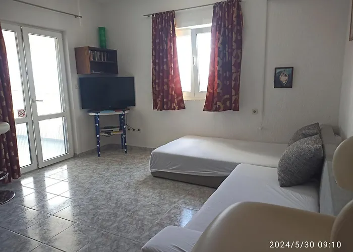 Apartman Solta Necujam