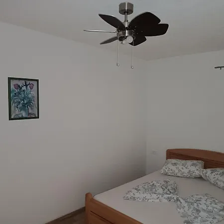 Solta Apartamento Nečujam